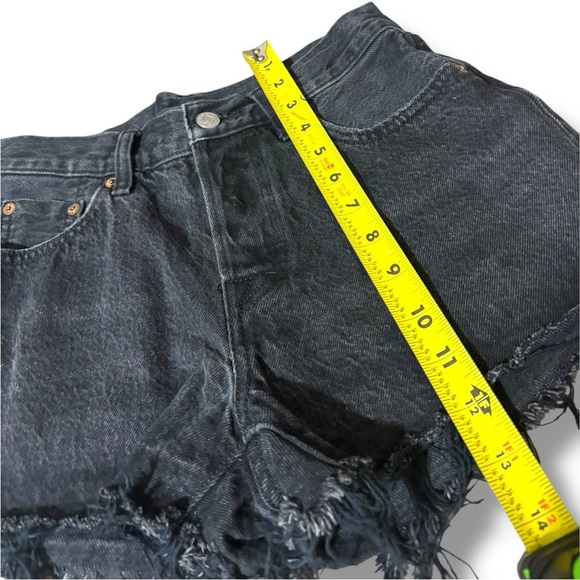 Levi’s 501 Classic Black Denim Distressed Frayed Raw Hem Jean Short Shorts - Picture 11 of 14